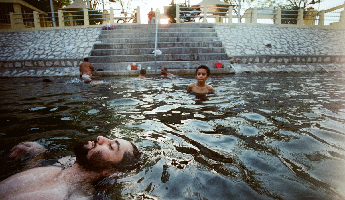 Mohammad Alfaraj, What does the water dream of? But to burst into flames, 2017